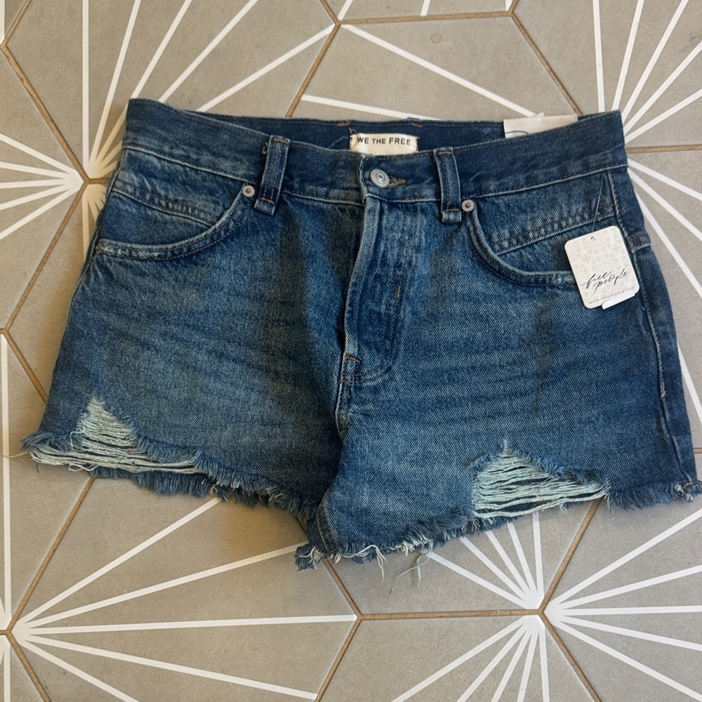 Free People Now Or Never Denim Cutoff Shorts Sz 26 NWT